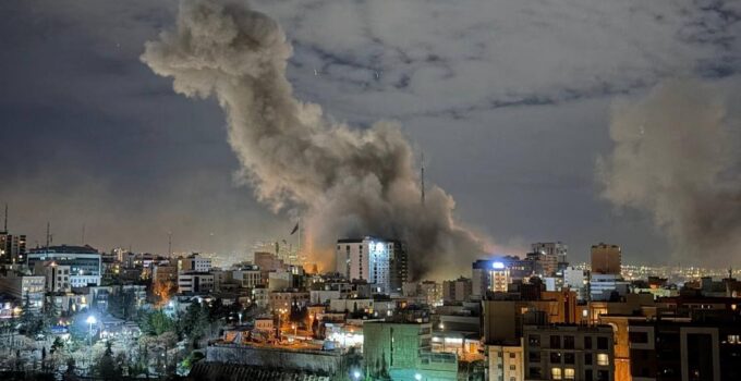 ABD-İran Geriliminde Kritik Eşik: 3. Günde Kayıplar ve Hedefler Açıklandı