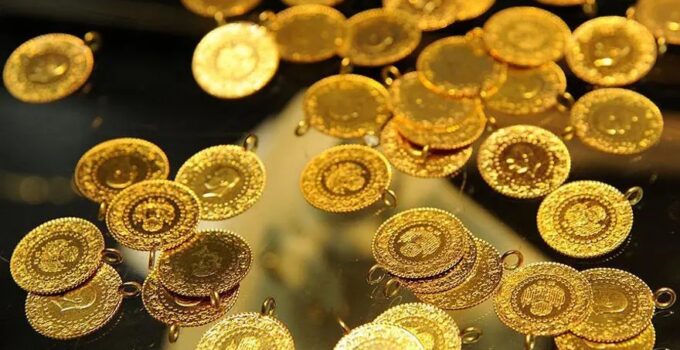 Altın Fiyatları Düştü, Kuyumcularda İzdiham Başladı: “Vallahi Billahi Yok” Yazısı Bile Durduramadı!